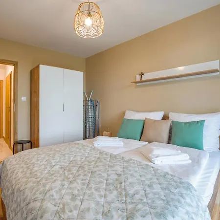 Apartment Sun 30h Z Garazem Perlowa Przystan-holiday
